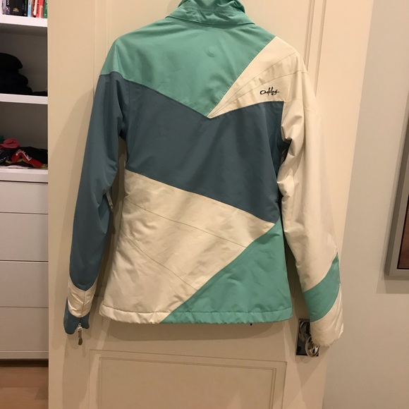 Oakley Jackets & Coats Oakley Womens Ski Jacket Poshmark